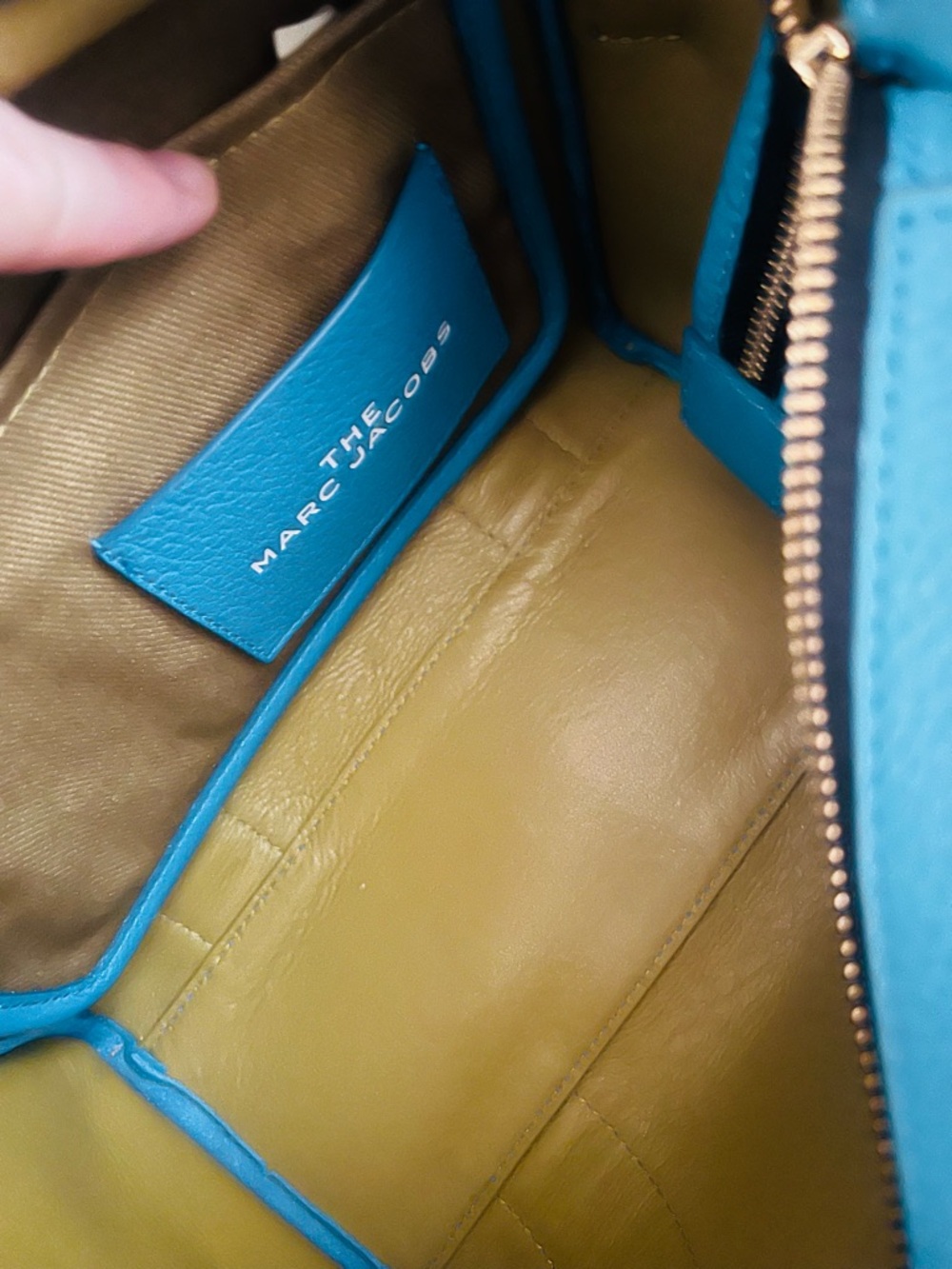 Marc Jacobs Teal Pebbled Leather Tote with Shoulder Strap - Picture 3 of 6
